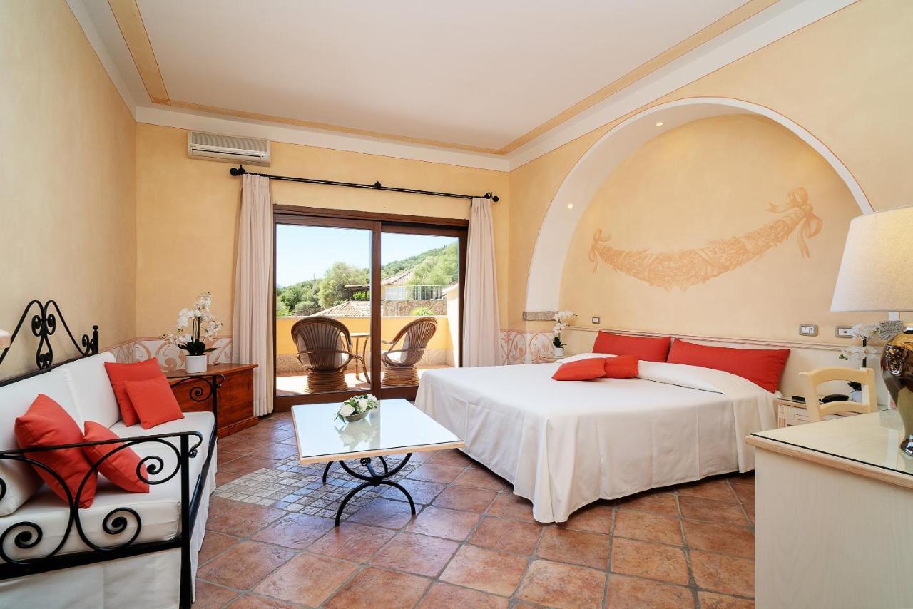 Lh Pozzo Sacro 4* Olbia